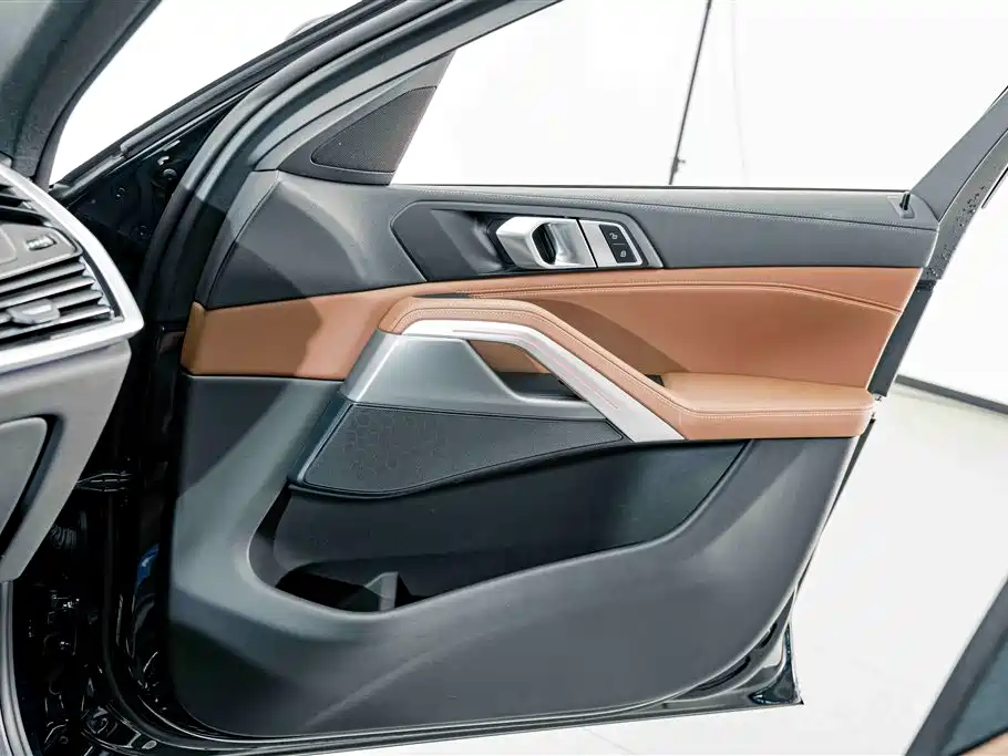BMW X6 2023 — фото 13