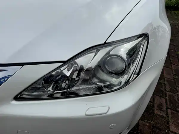 Lexus IS 2010