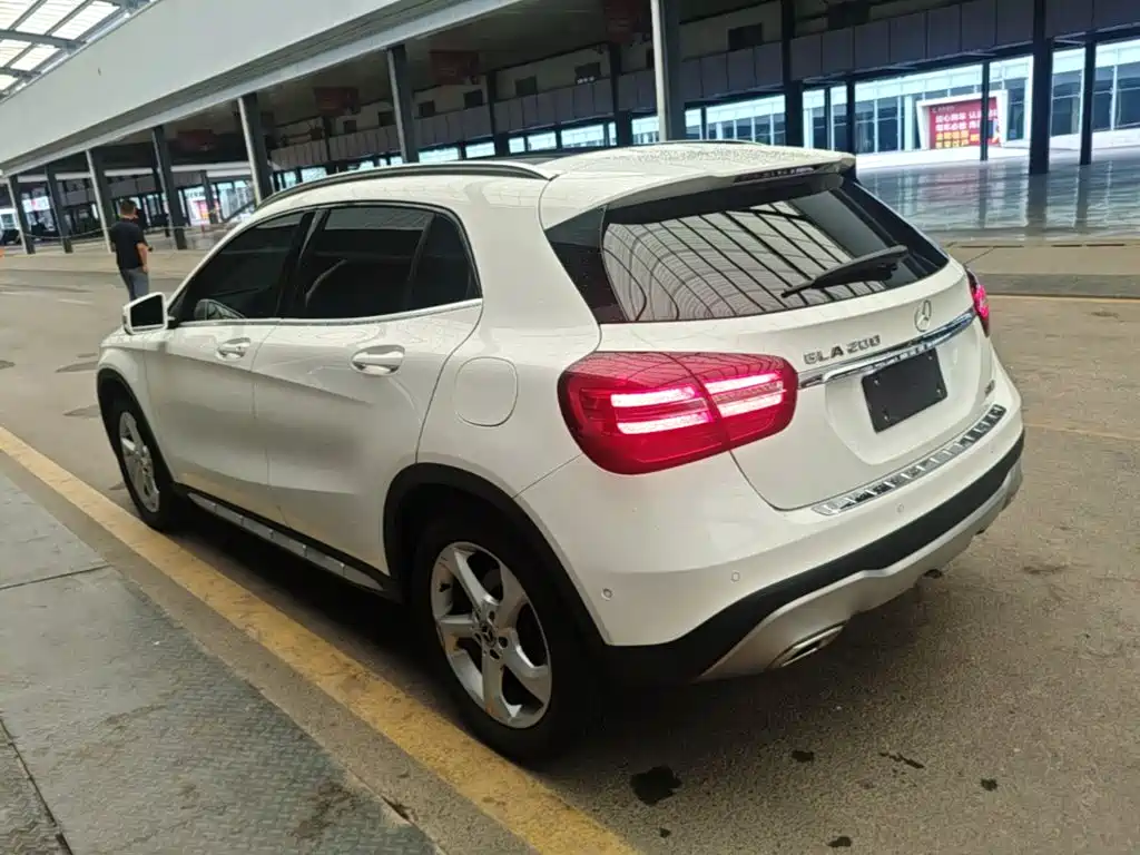 Mercedes-Benz GLA 2019