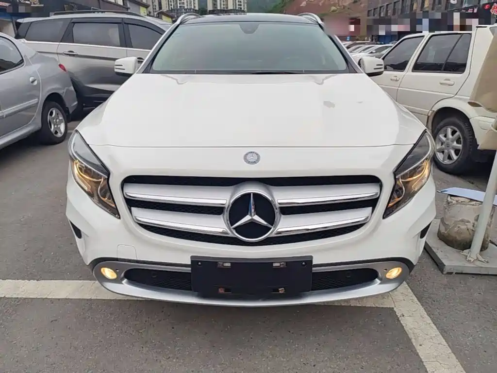 Mercedes-Benz GLA 2017