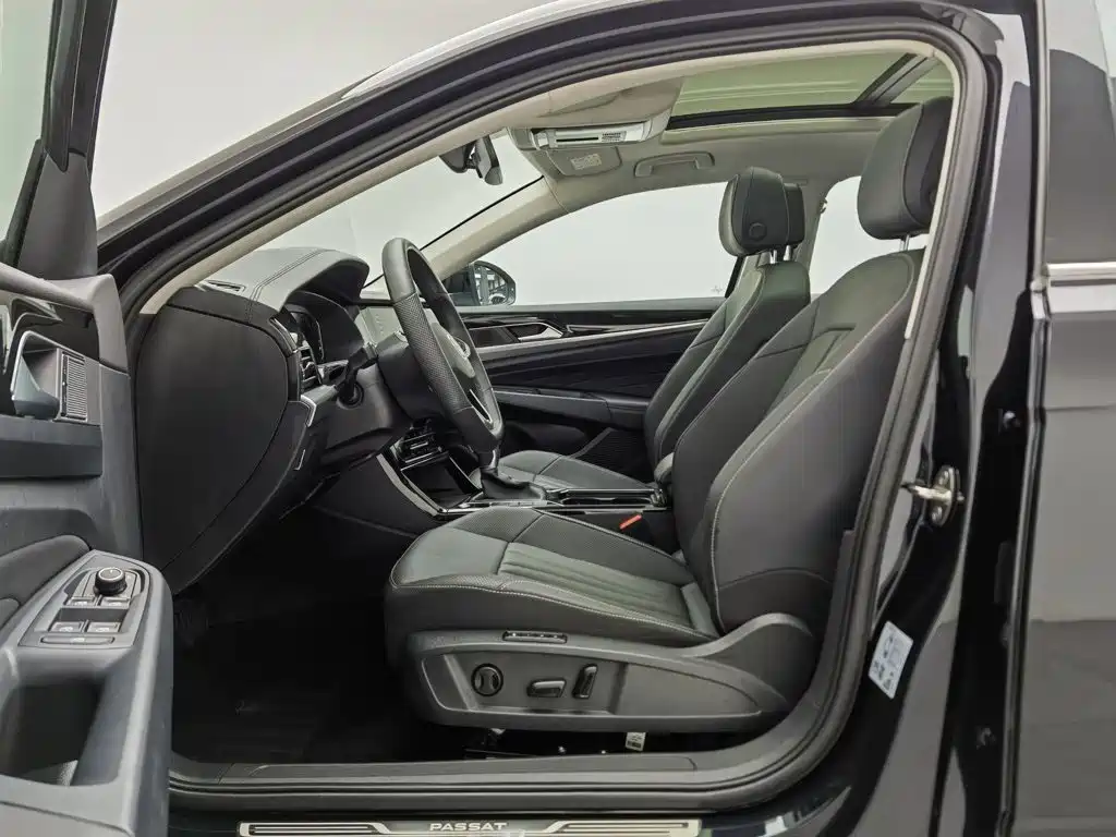 Volkswagen Passat 2025 — фото 10