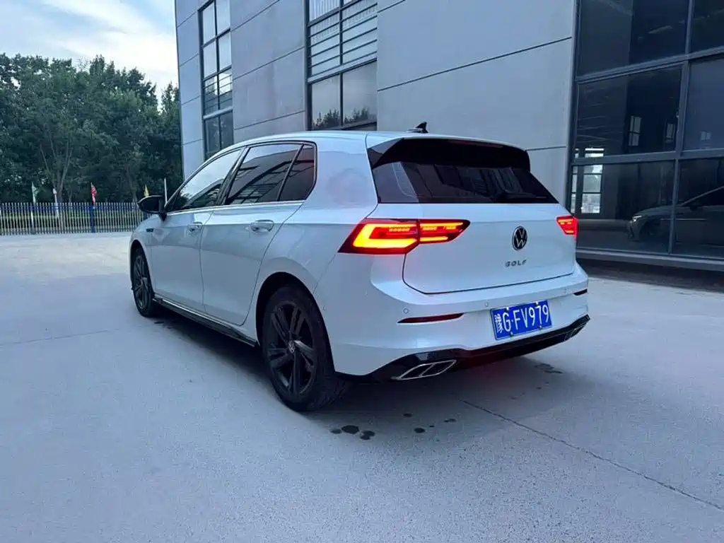 Volkswagen Golf 2022