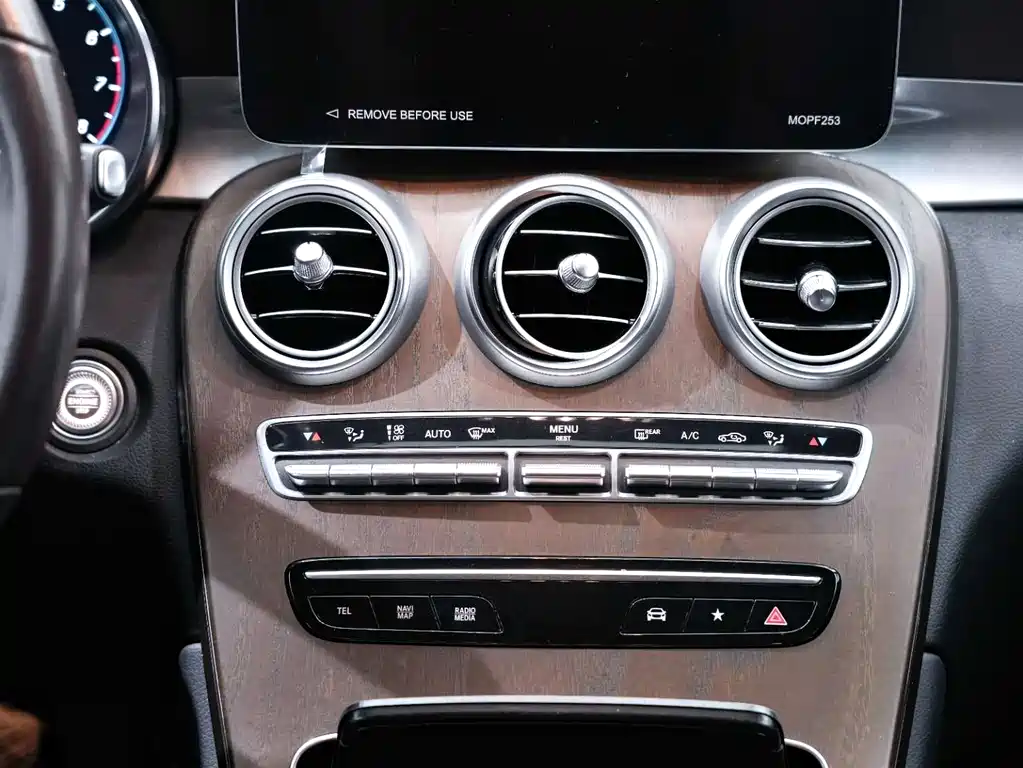 Mercedes-Benz GLC 2023 — фото 20
