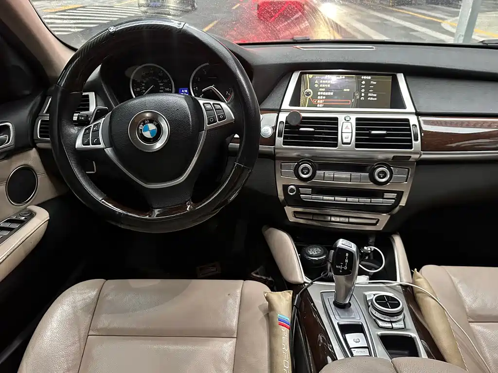 BMW X6 2014 — фото 7
