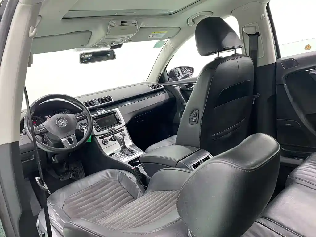 Volkswagen Magotan 2015