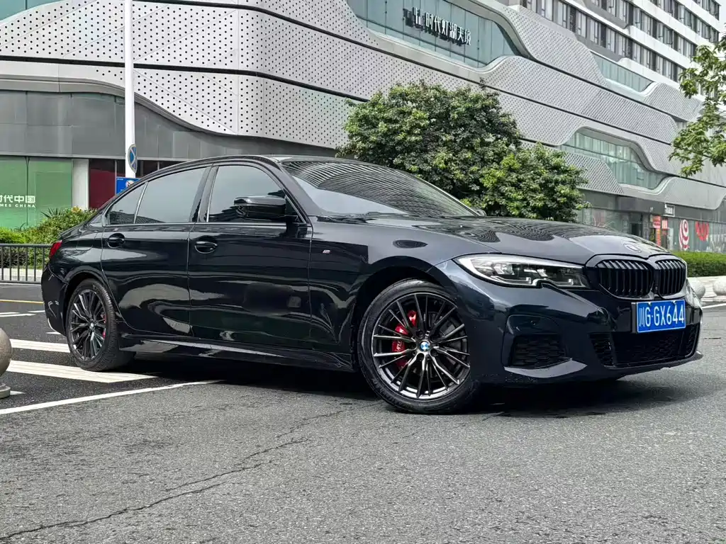 BMW 3 Series 2020
