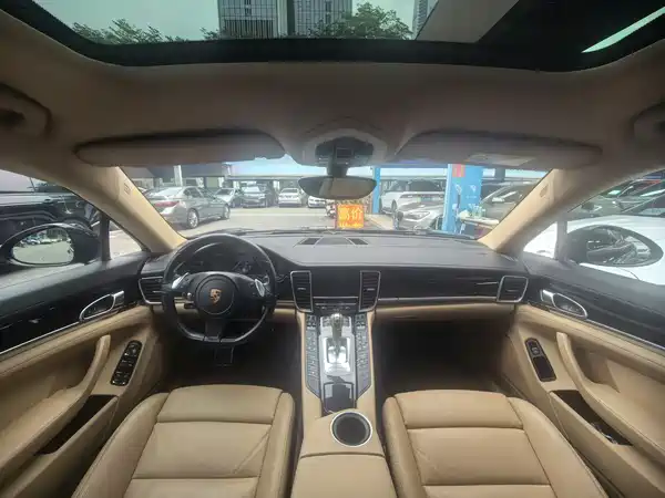 Porsche Panamera 2016