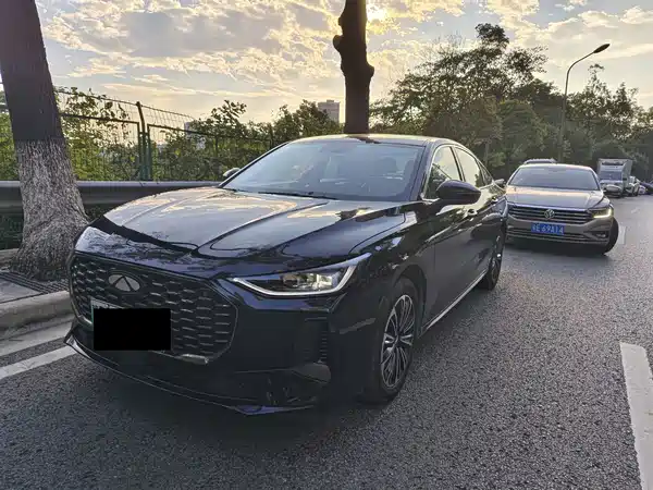 Chery Fengyun A8L 2025