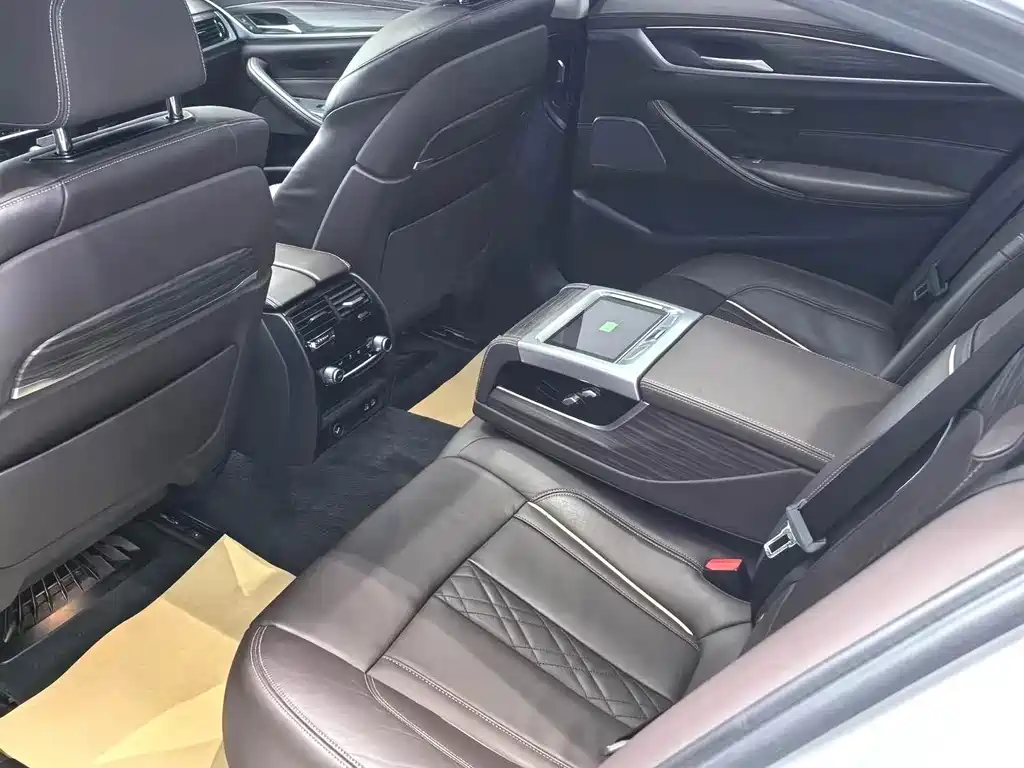 BMW 5 Series 2020