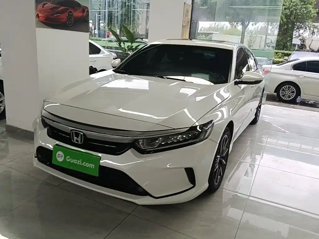 Honda Inspire 2022 — фото 1