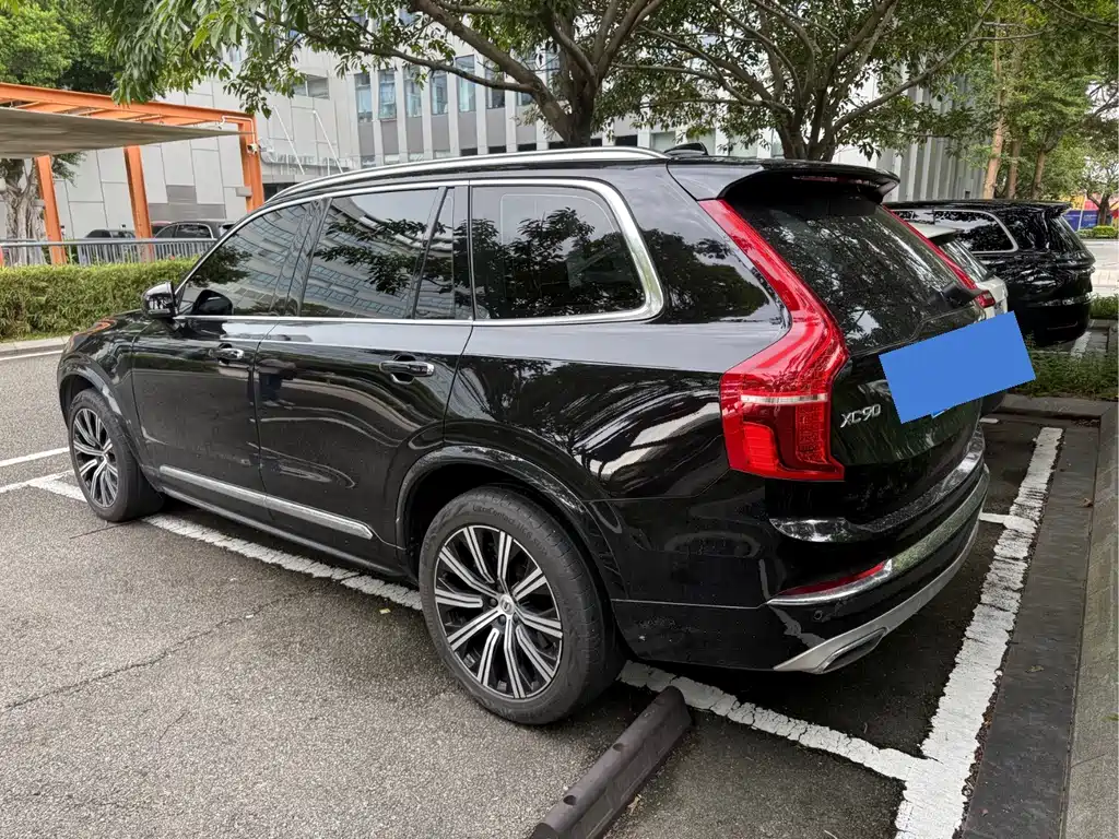 Volvo XC90 2021 — фото 6