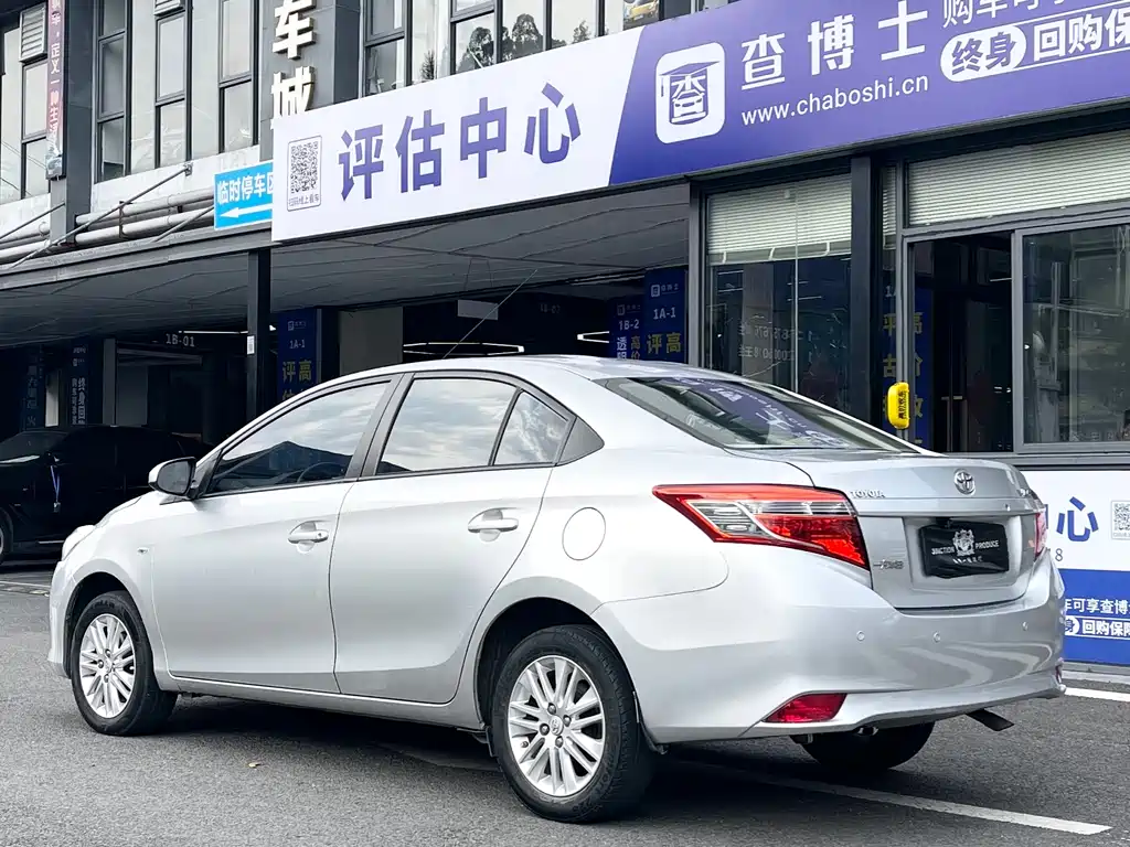 Toyota Vios 2014 — фото 4
