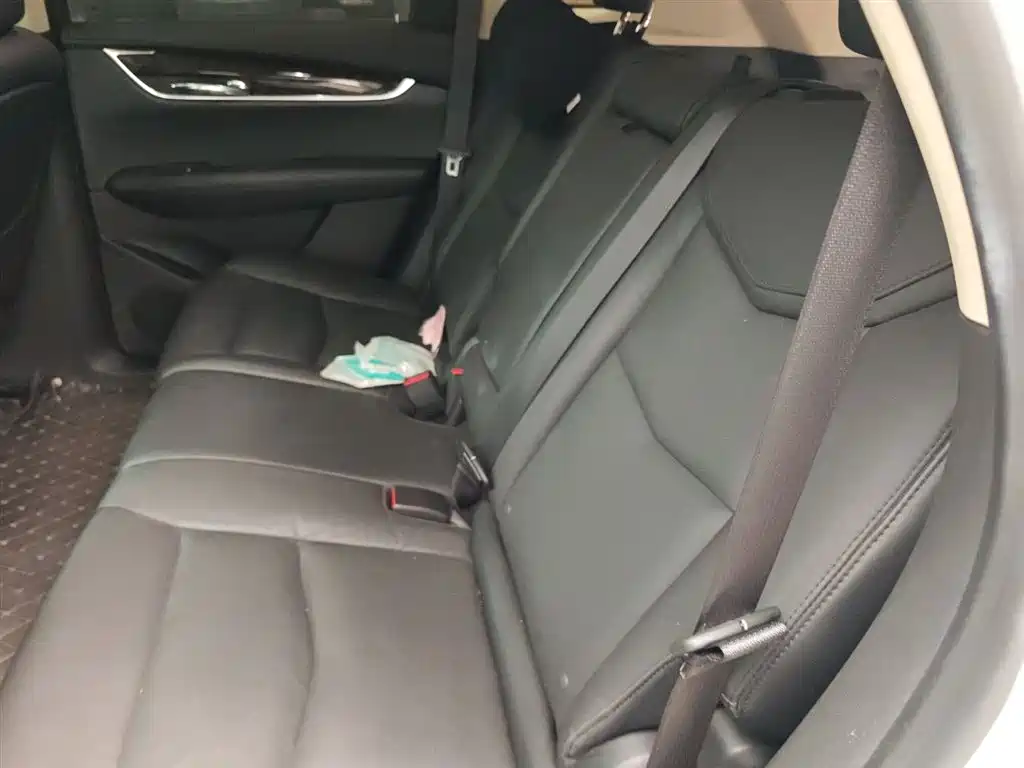 Cadillac XT5 2018 — фото 17