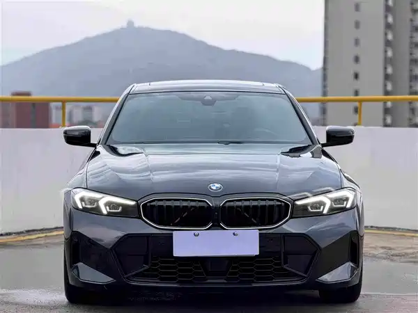 BMW 3 Series 2025