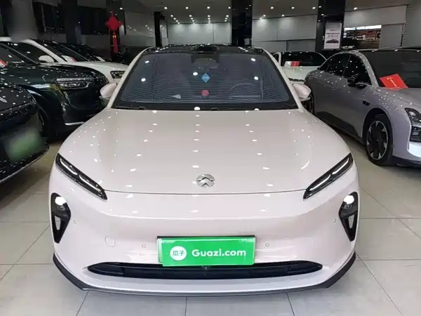 NIO ET5 2024
