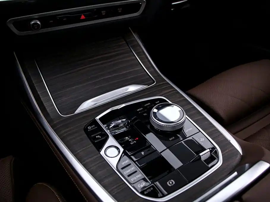 BMW X7 2024 — фото 9