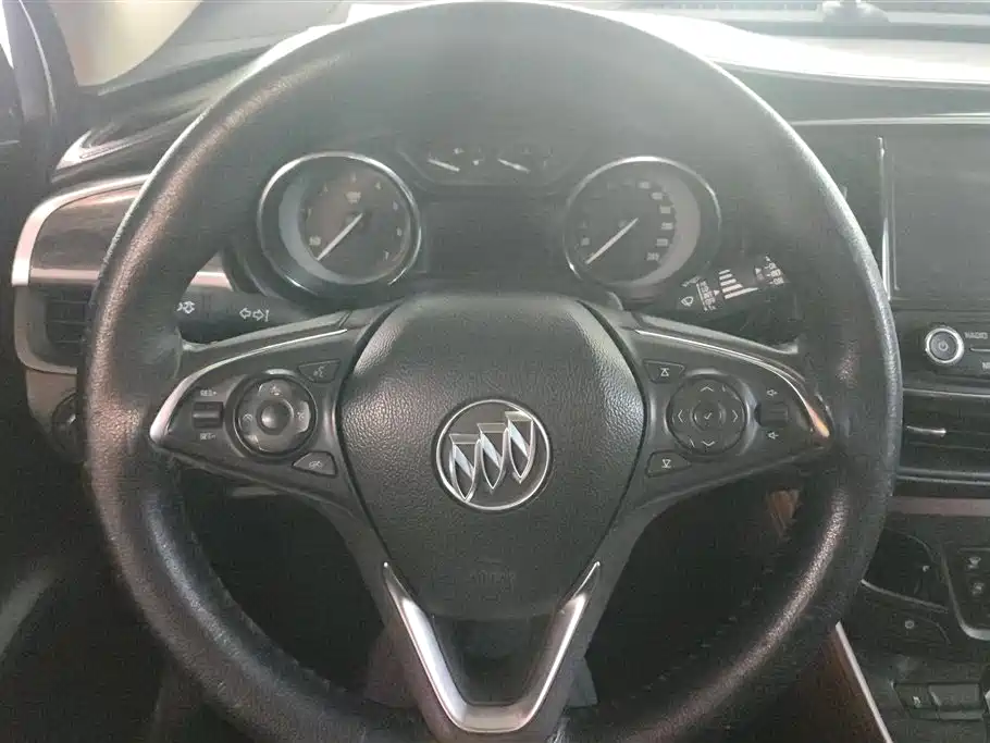 Buick Envision Plus 2016 — фото 15