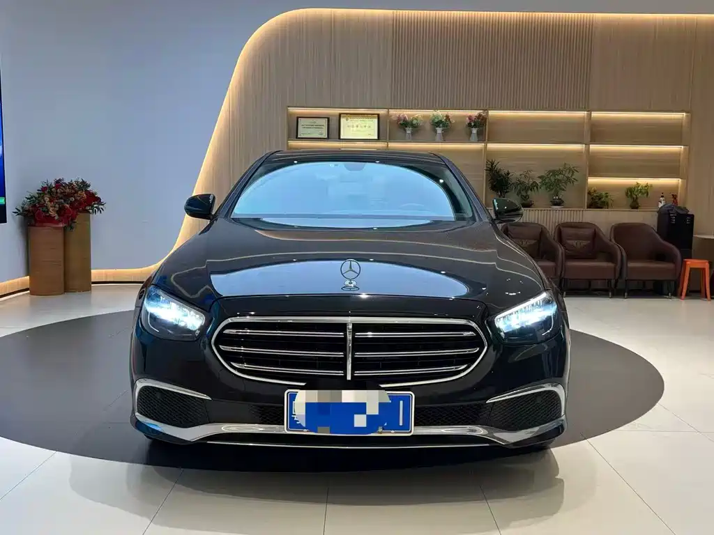 Mercedes-Benz E-Class 2022 — фото 2