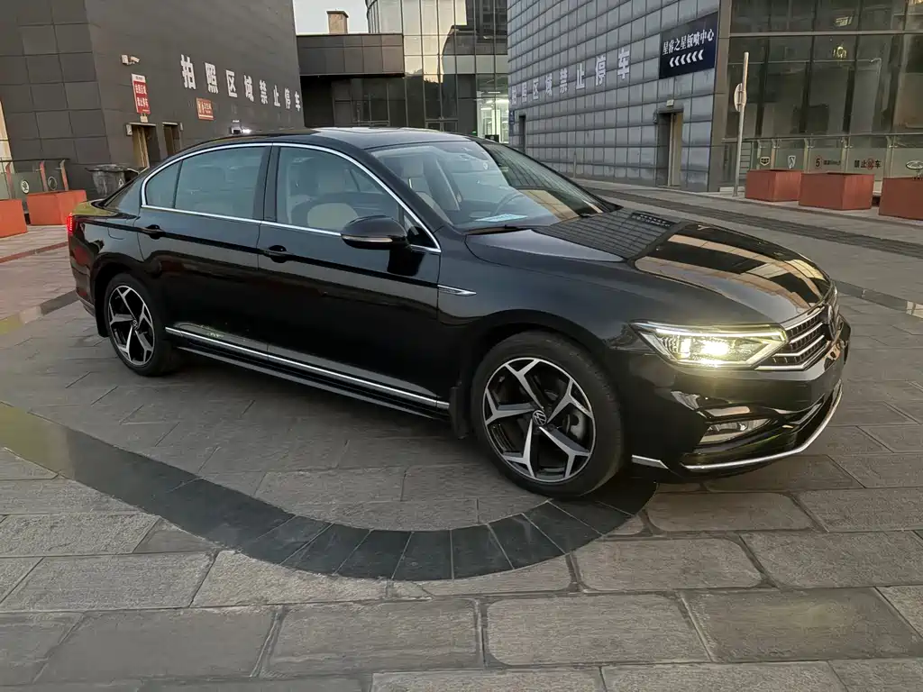 Volkswagen Magotan 2023