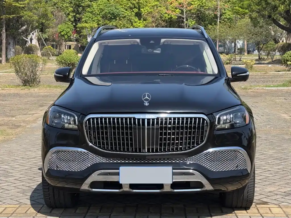 Mercedes-Benz GLS 2023 — фото 1