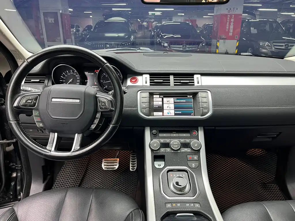 Land Rover Range Rover Evoque 2015 — фото 27