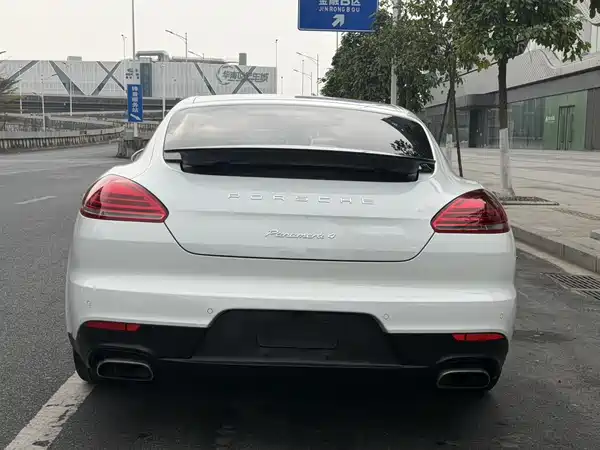 Porsche Panamera 2014