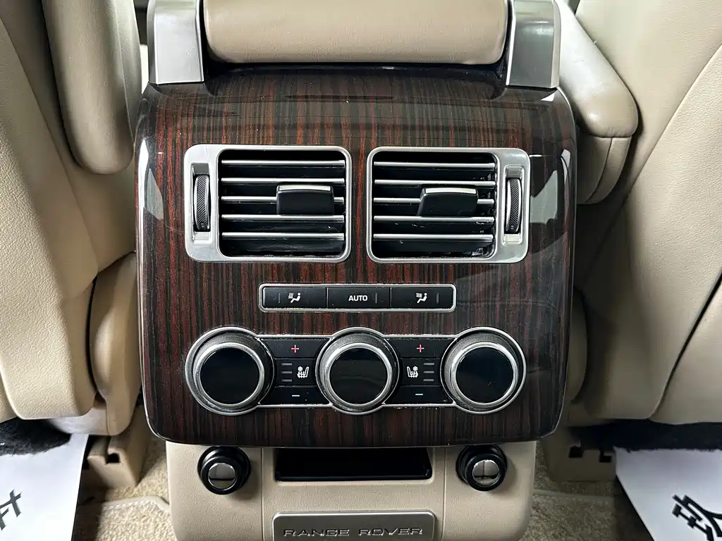 Land Rover Range Rover 2015 — фото 12