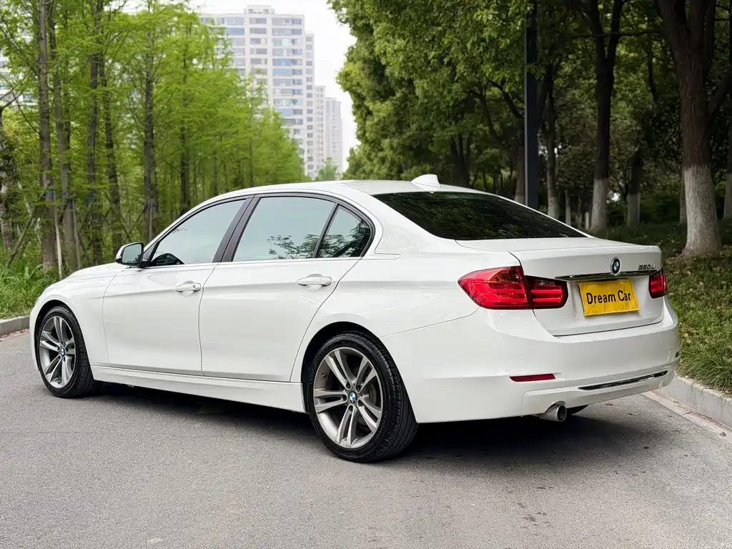 BMW 3 Series 2015 — фото 4
