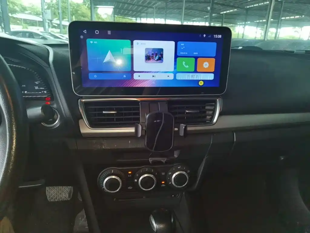Mazda 3 Axela 2015 — фото 13