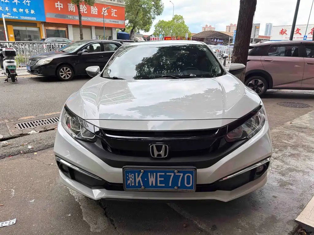 Honda Civic 2020 — фото 1