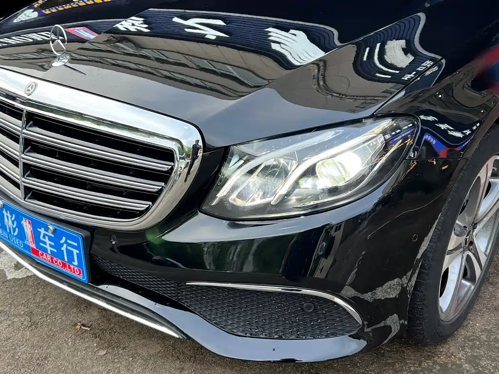 Mercedes-Benz E-Class 2020 — фото 10