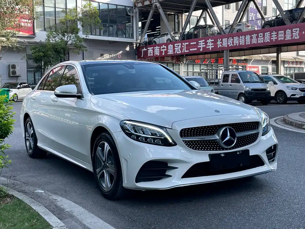 Mercedes-Benz C-Class 2019