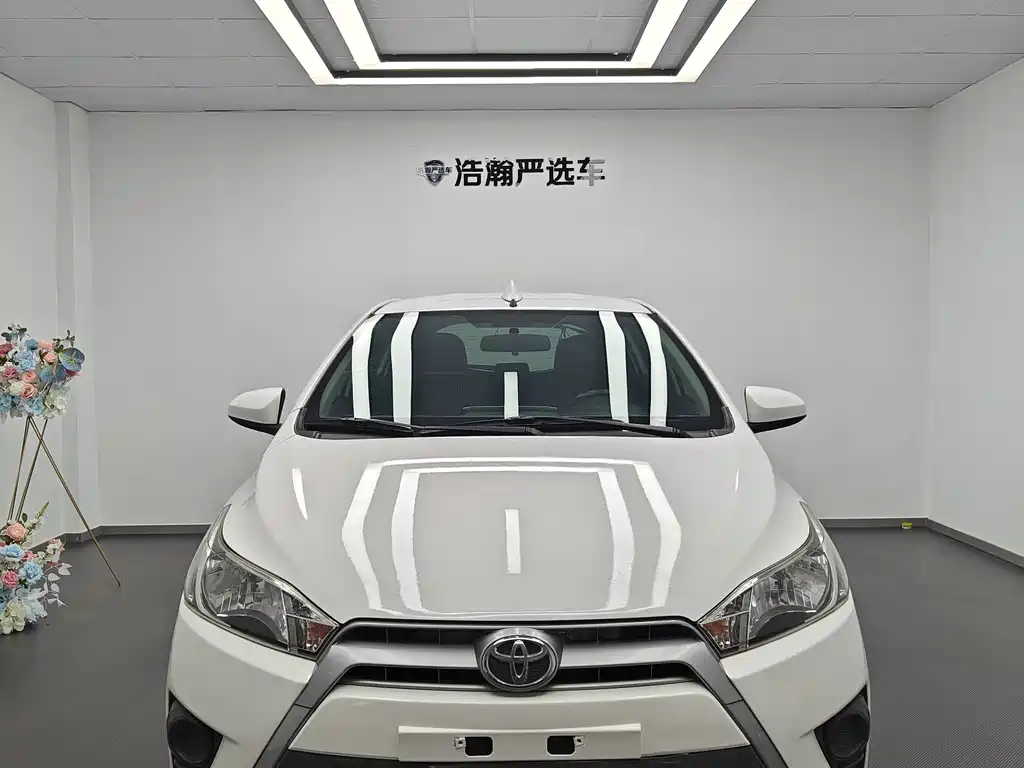 Toyota Yaris L 2016