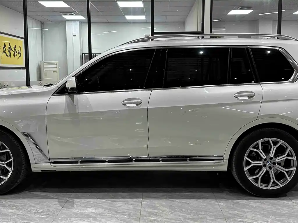 BMW X7 2019 — фото 8