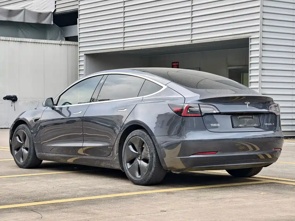 Tesla Model 3 2020 — фото 7