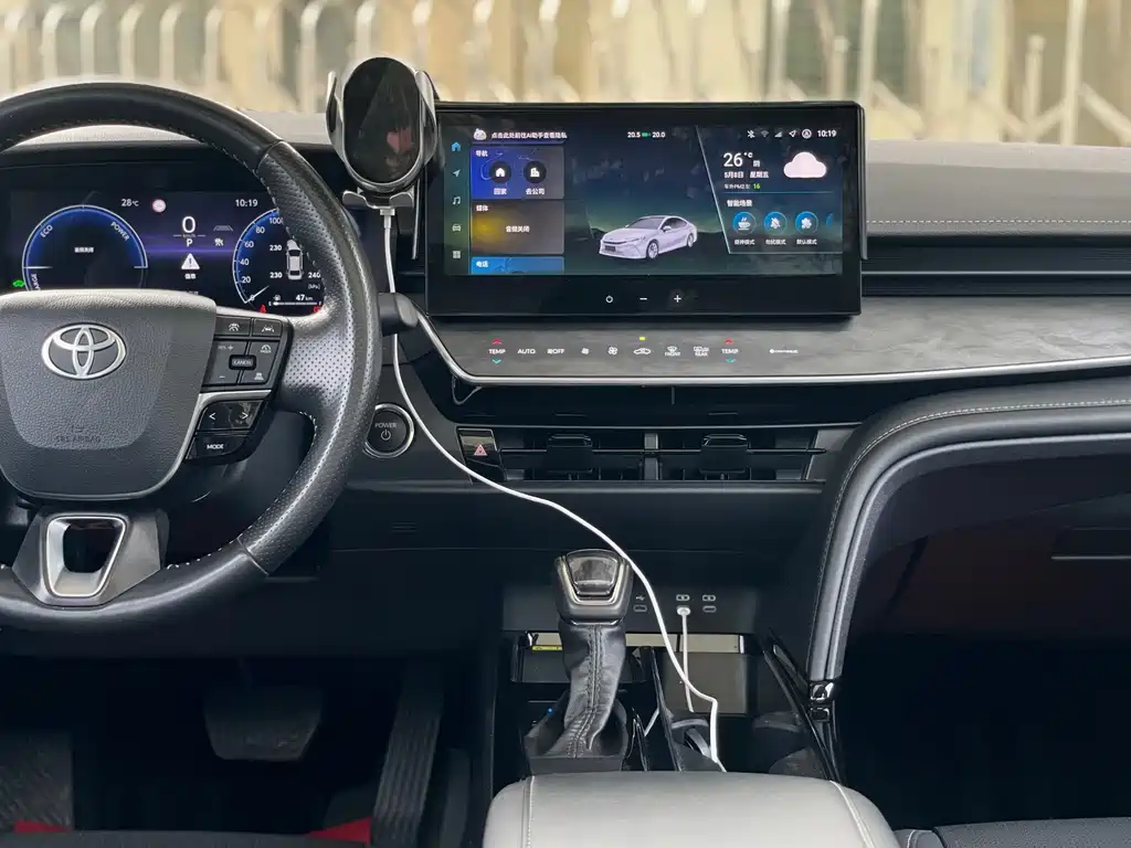 Toyota Camry 2024 — фото 15