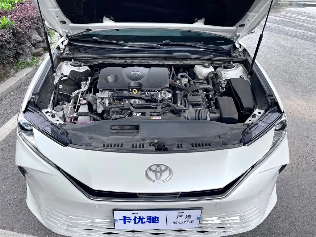 Toyota Camry 2024 — фото 24