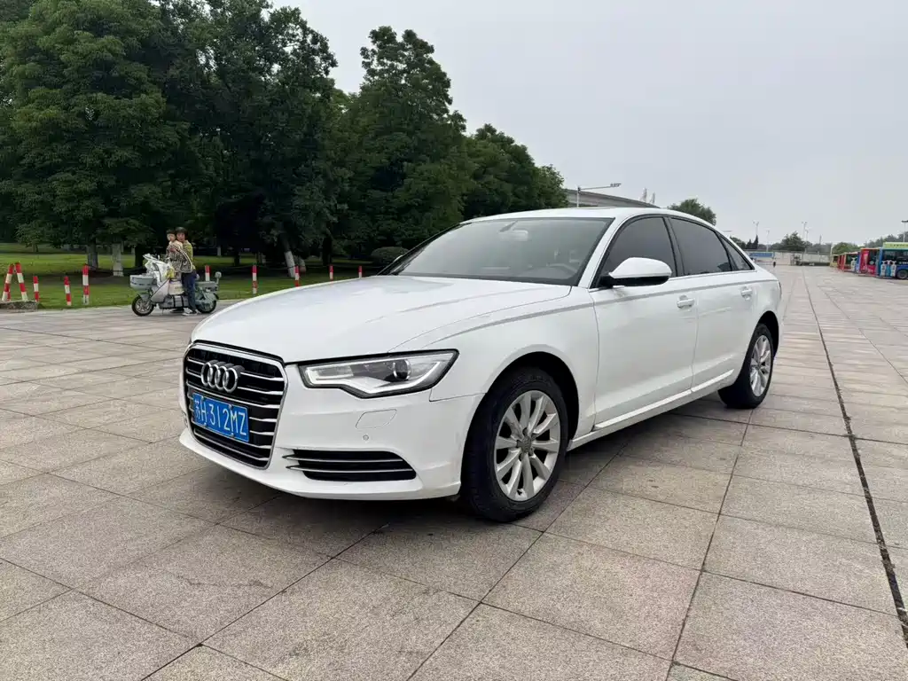 Audi A6L 2015 — фото 3