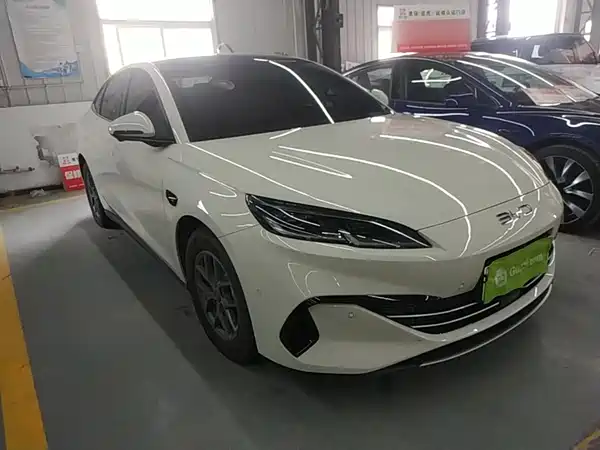 BYD Seal 06 2025