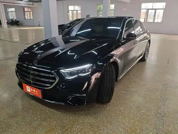 Mercedes-Benz E-Class 2025