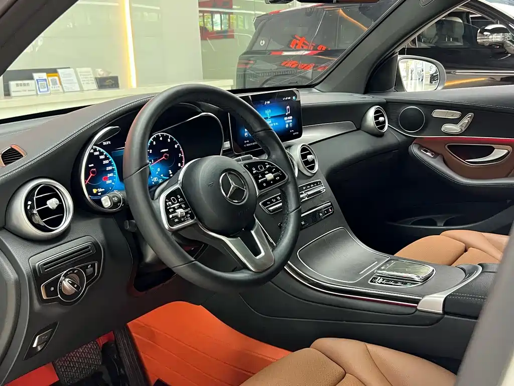 Mercedes-Benz GLC Coupe 2022 — фото 8