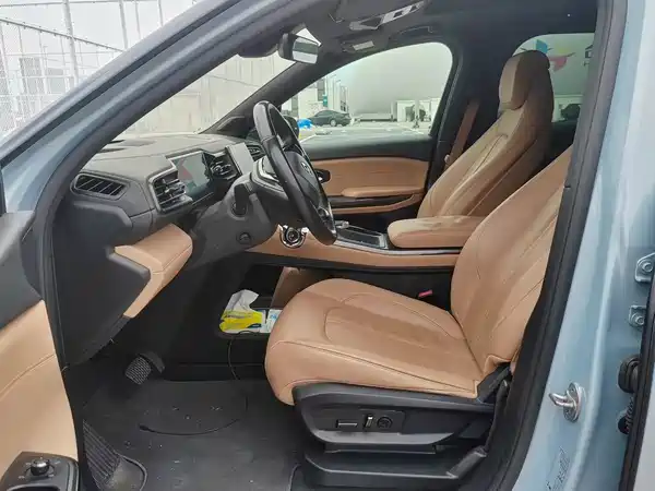 NIO ES6 2021