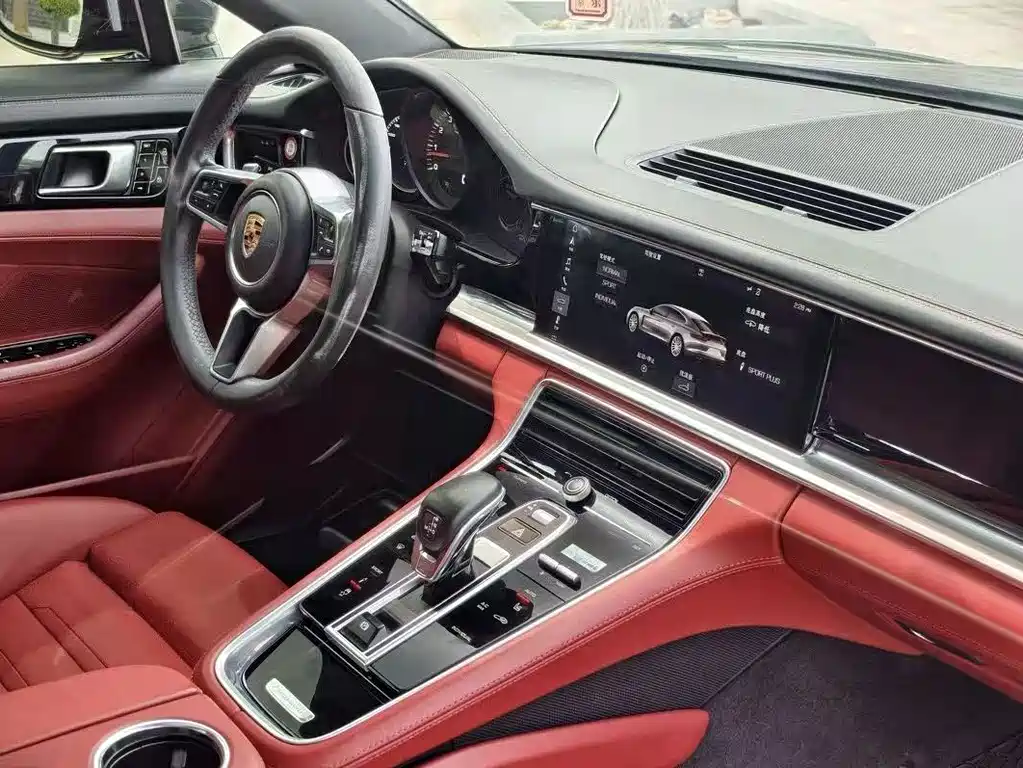 Porsche Panamera 2019