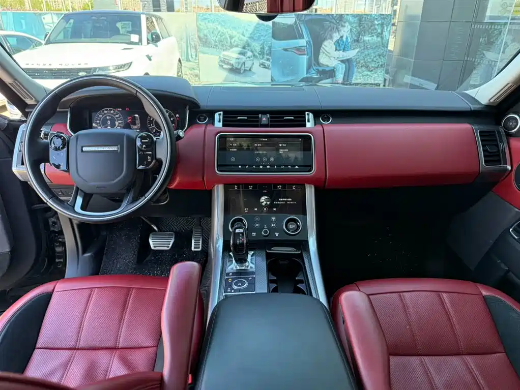 Land Rover Sport 2020 — фото 9