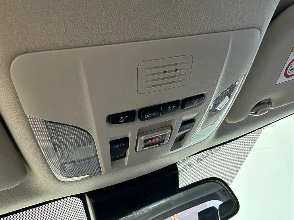 Toyota Corolla 2023 — фото 14