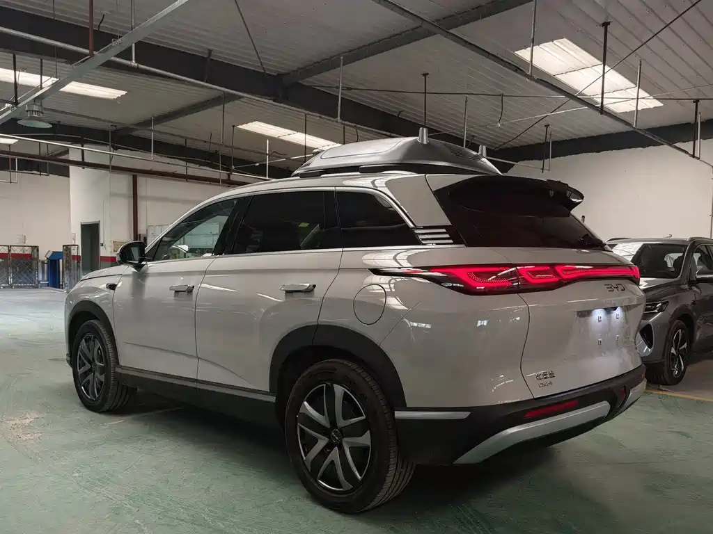BYD Sealion 07 DM-i 2025 — фото 13