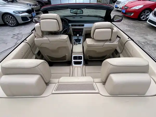 BMW 3 Series 2011