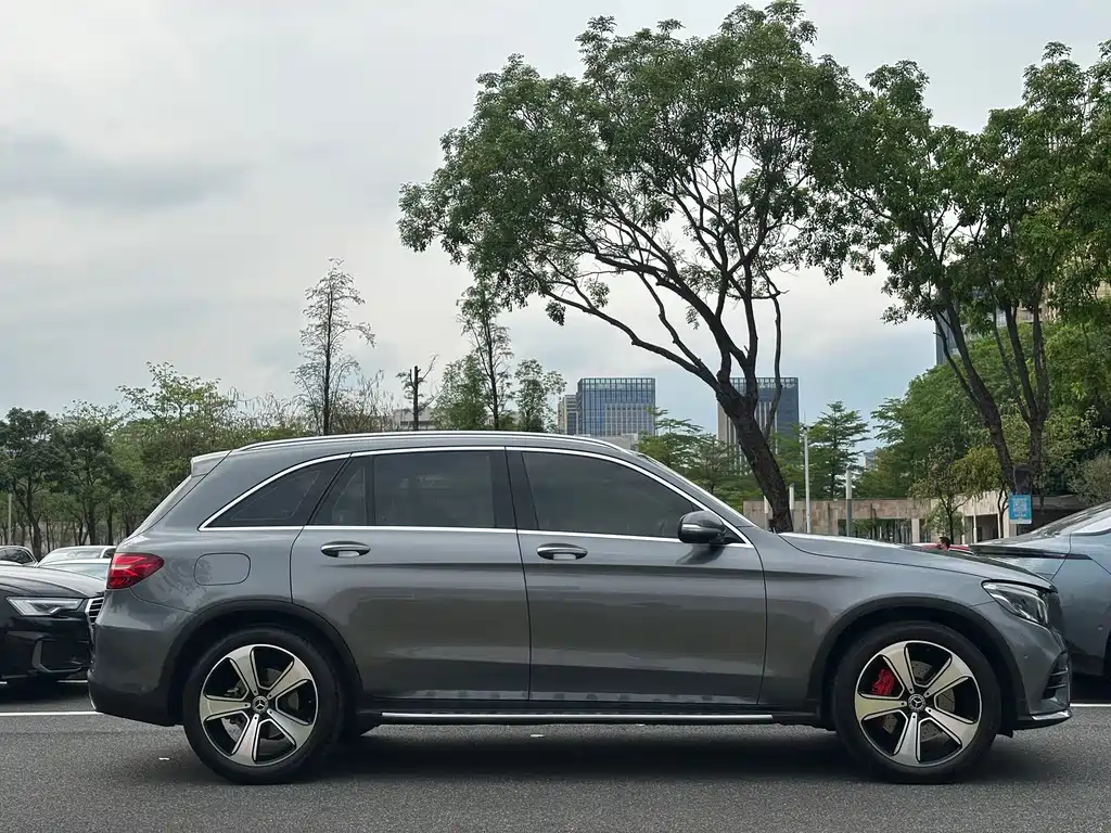 Mercedes-Benz GLC 2019 — фото 15