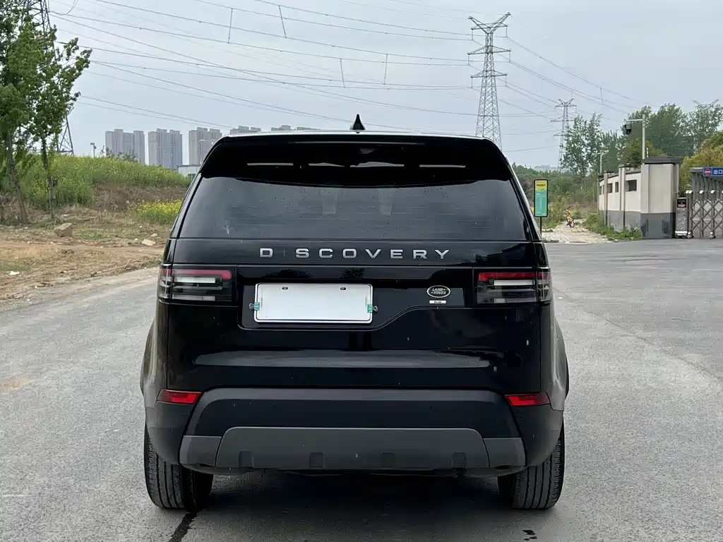 Land Rover Discovery 2017 — фото 6