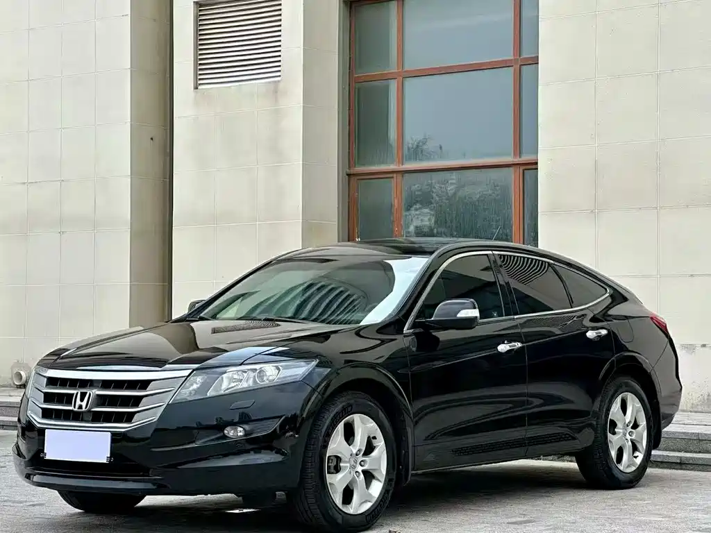 Honda Crosstour 2015 — фото 1